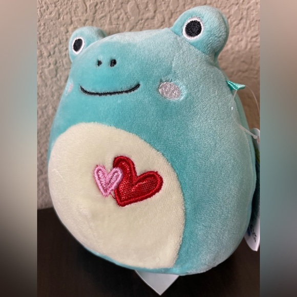 Squishmallows Ludwig the Frog Pink Hearts Valentines 5” NWT - Picture 4 of 10